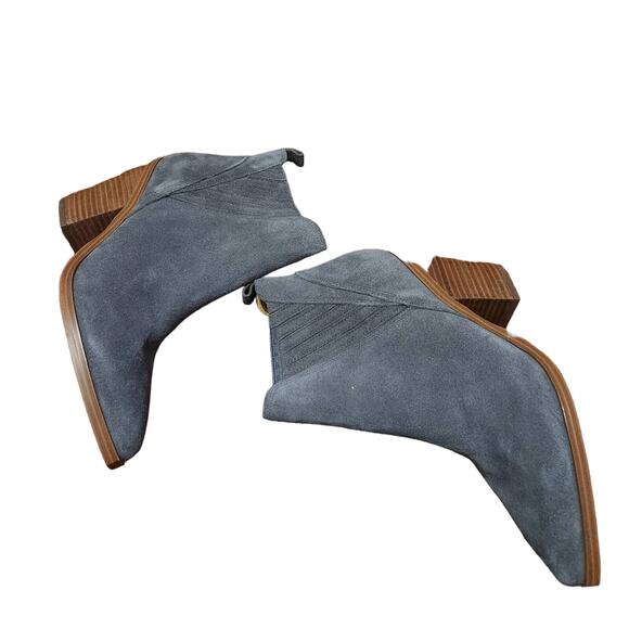 Marc Fisher blue suede booties size 9.5 - Picture 4 of 7